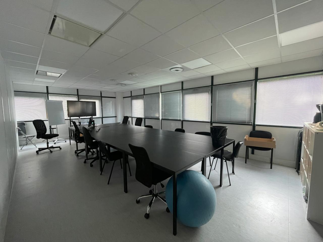 Bureau Nantes 750m² Location bureau Nantes Loire-Atlantique OLBUR2425878 4